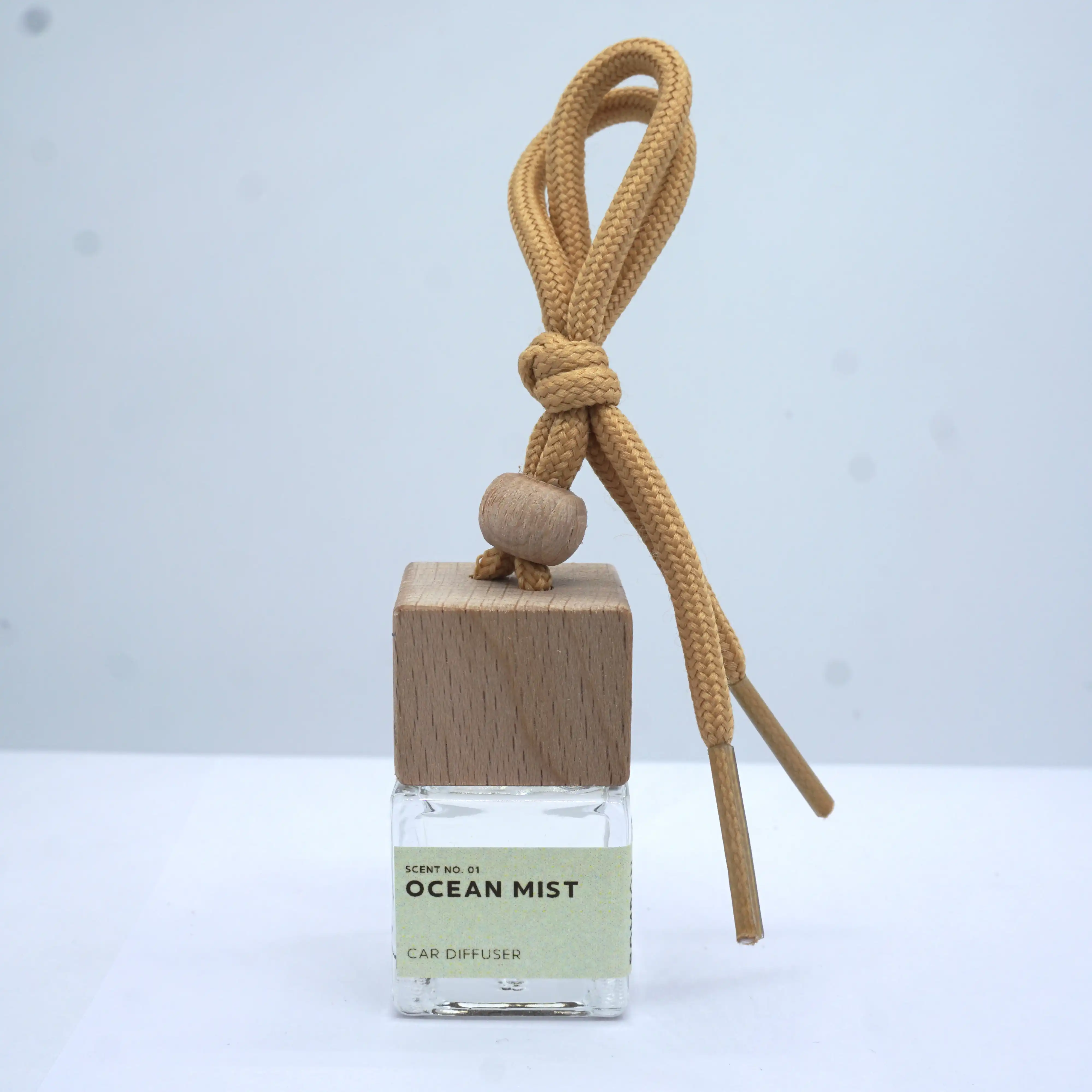 น้ำหอมปรับอากาศในรถยนต์ Car Diffuser ขนาด 8 ml